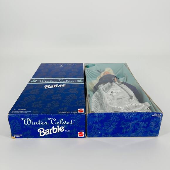 Winter Velvet Avon Exclusive Special Edition Mattel Barbie Doll - NRFB/NIB - Picture 4 of 15
